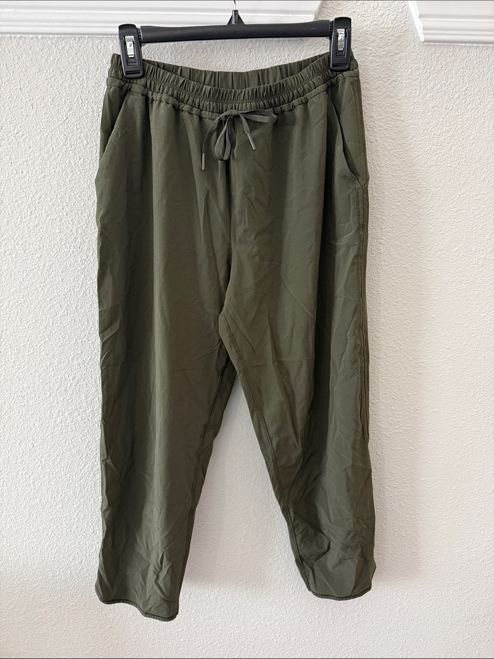 Lululemon Cropped Women’s Pants